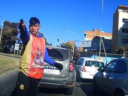 La cara del delincuente quedó registrada con claridad en el video La cara del delincuente quedó registrada con claridad en el video