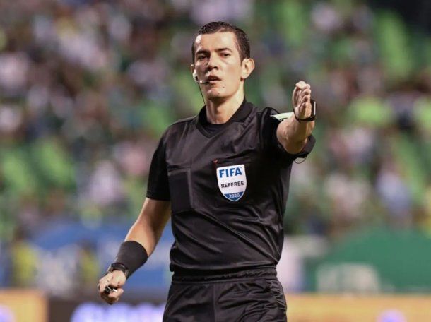 Quién es Andrés Rojas, el árbitro colombiano que dirigirá el clásico entre Argentina y Brasil