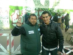 El barrabrava Héctor Paraguayo González, vinculado al sindicato de Camioneros, junto a Dani la Muerte El barrabrava Héctor Paraguayo González, vinculado al sindicato de Camioneros, junto a Dani la Muerte