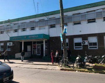 Se peleó por un problema de tránsito y terminó con un tiro en la cabeza: quedó internado