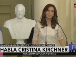 cristina descubrio el busto de nestor kirchner en casa de gobierno cristina descubrio el busto de nestor kirchner en casa de gobierno