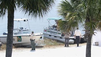 dan por muerto al nene de 2 anos arrastrado por un caiman en disney dan por muerto al nene de 2 anos arrastrado por un caiman en disney