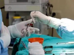 Reglamentan la ley bonaerense que regula la profesión de instrumentador quirúrgico