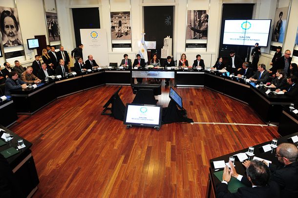 El Gobierno analizó con empresarios la situación de la industria automotriz