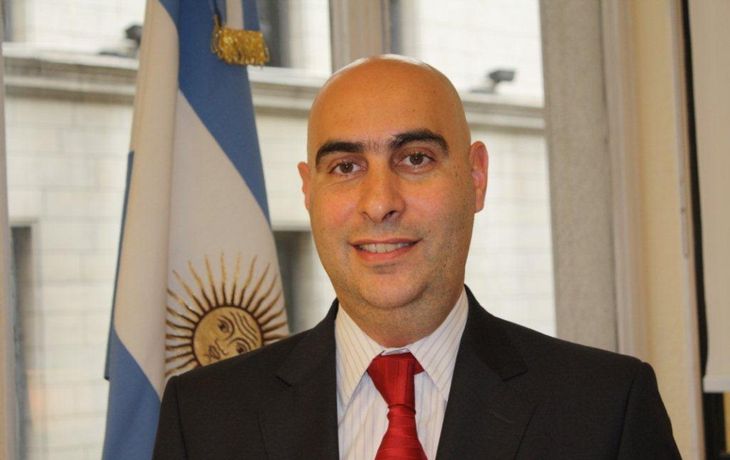 Trabajo propone paritarias de 6 meses