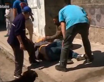 Tensión e incidentes en Avellaneda por amenazas de corte de las vías del tren Roca