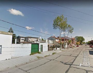 Un motochorro fallido tuvo que devolver una cartera apenas la robó