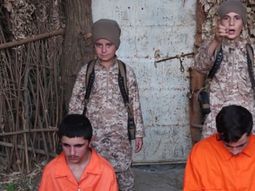 video: isis hizo que ninos ejecuten a infieles rusos que apoyan a bashar al assad video: isis hizo que ninos ejecuten a infieles rusos que apoyan a bashar al assad