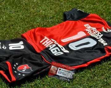 Thiago Messi ya tiene la camiseta de Newell´s