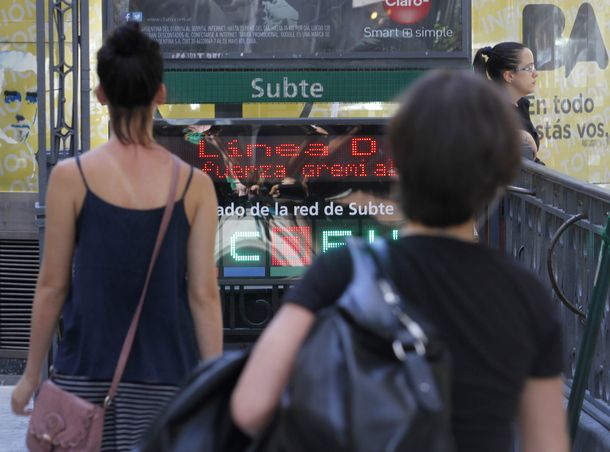 Subte: Suspenden el paro en la línea B a la espera de una nueva reunión mañana