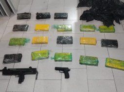 detienen a un exjefe de gendarmeria acusado de liderar una banda narco detienen a un exjefe de gendarmeria acusado de liderar una banda narco