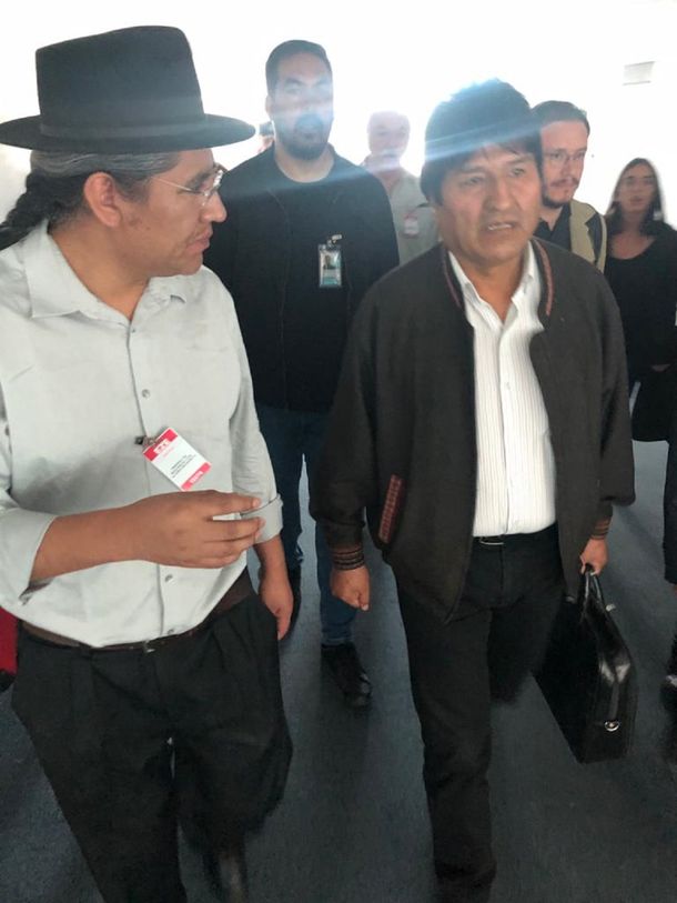 Evo Morales está en la Argentina como refugiado