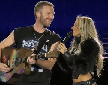 Chris Martin y Tini deslumbraron al público de Tecnópolis en un show inolvidable
