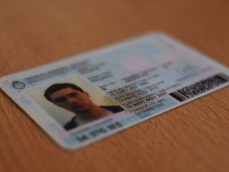 La Corte ratificó el requisito de tener DNI argentino para inscribirse en la UBA