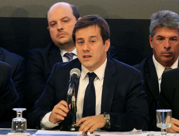 Recalde, por Radio 10: Hay dos realidades, la de los diarios y la de Aeroparque