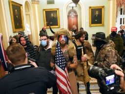 Fotos y videos del caos en el Capitolio