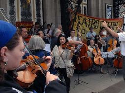 Musicos del colon