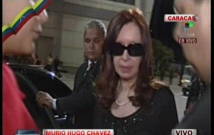 Cristina Fernández ya está en Venezuela para el último adiós