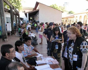 Comenzó el recuento de votos en los comicios de Paraguay