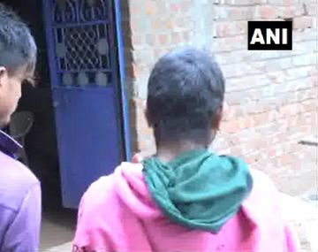 La pareja fue atacada por haberse casado sin el consentimiento de sus familias