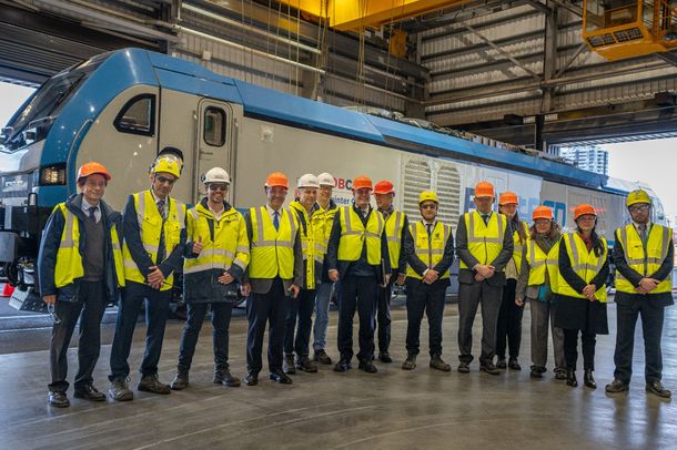 Autoridades del gobierno de Alemania supervisaron las obras del Ferrocarril Central