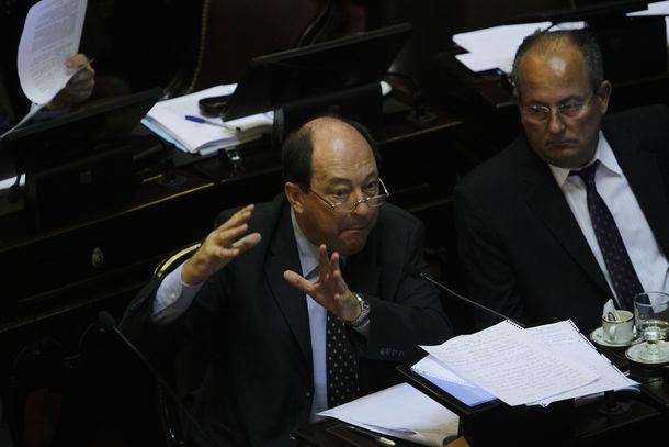 Los senadores de la oposición rechazaron la denuncia de sedición