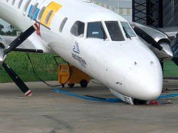 Un avión aplastó a un mecánico del aeropuerto de Morón