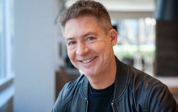 Quién es la bella modelo que robó el corazón de Suar: Están juntos hace un año