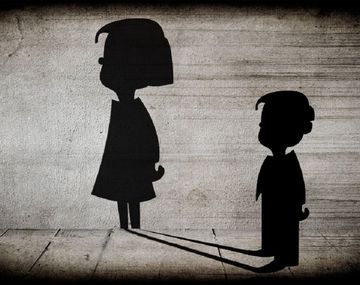 Niños trans: el drama de vivir atrapado entre el rosa y el celeste