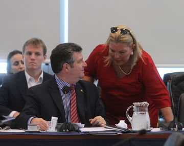 Carrió tras foto Massa-Cano: Represento más a los radicales de principios