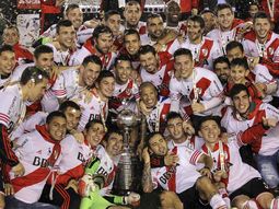 america es de river: goleo a tigres y conquisto la libertadores tras 19 anos america es de river: goleo a tigres y conquisto la libertadores tras 19 anos