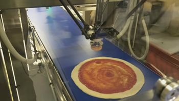 produccion en masa: crean un robot que hace pizzas sin parar produccion en masa: crean un robot que hace pizzas sin parar