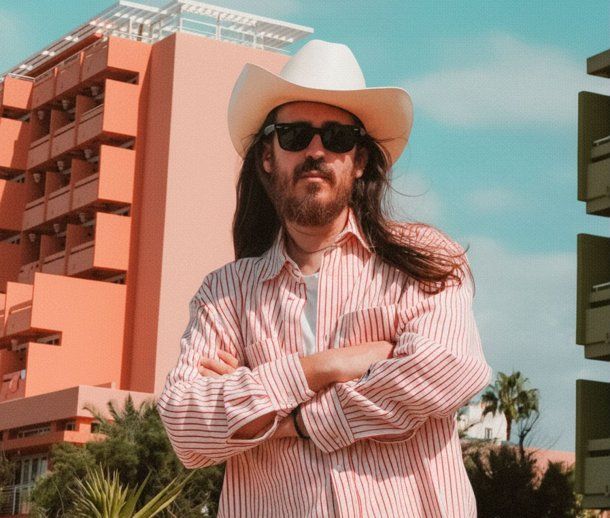 Carlos Sadness estrenó su nueva canción La vida perfecta Carlos Sadness estrenó su nueva canción La vida perfecta