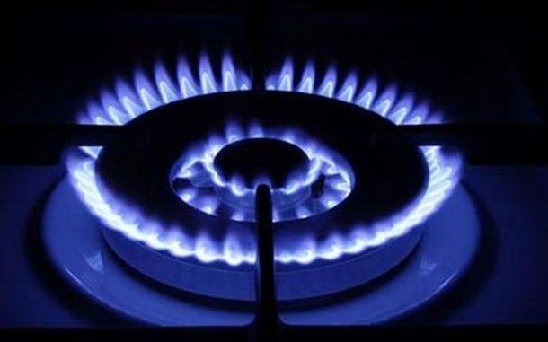 Gas
