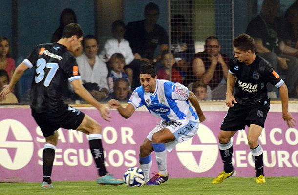 Racing y Atlético de Rafaela igualaron en un gran partido en Santa Fe