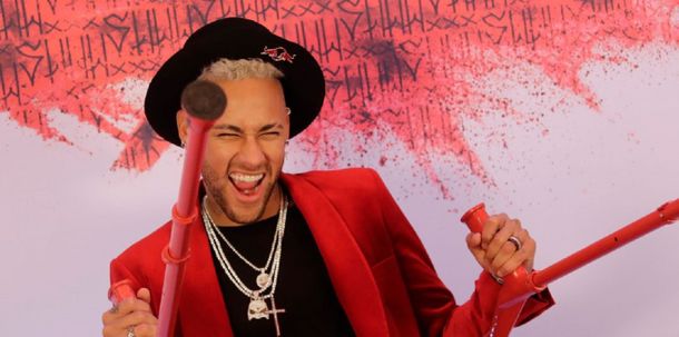 Neymar organizó una fiesta para 500 personas