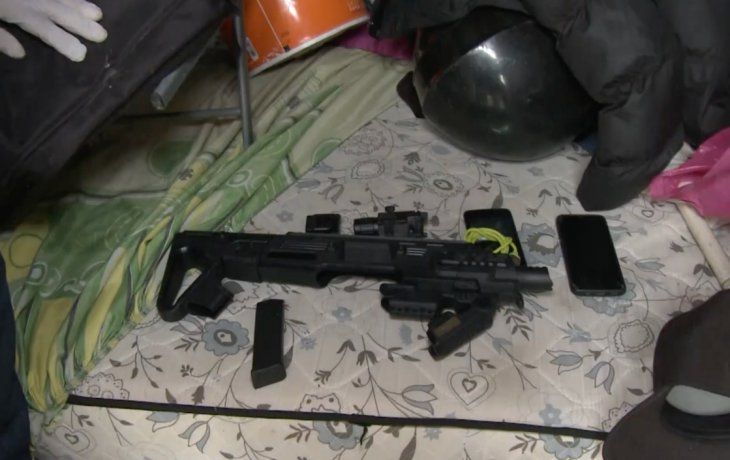 Cayó una banda de robacasas en La Boca