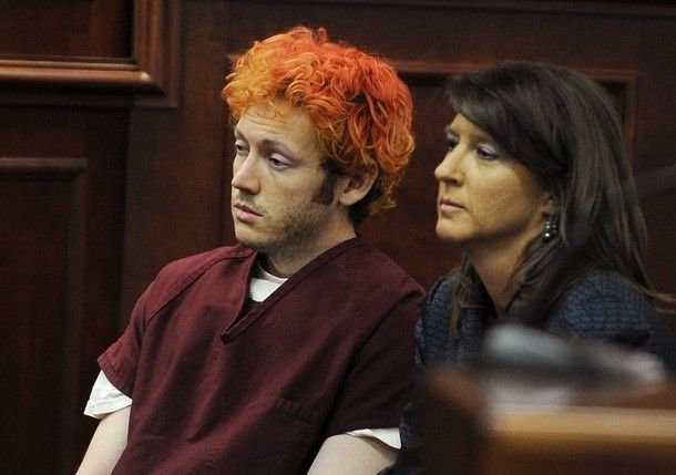 James Holmes, callado y con mirada ausente ante la Justicia