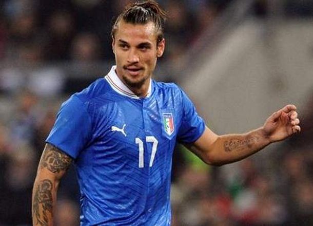 El argentino Daniel Osvaldo hizo un golazo para Italia