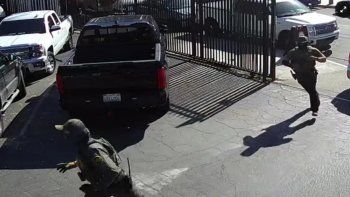 una iglesia cristiana de los angeles denuncio que agentes de ice irrumpieron en plena misa una iglesia cristiana de los angeles denuncio que agentes de ice irrumpieron en plena misa