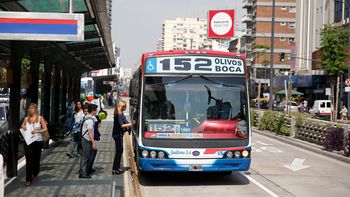 El transporte público es la forma de viajar al trabajo más utilizada El transporte público es la forma de viajar al trabajo más utilizada
