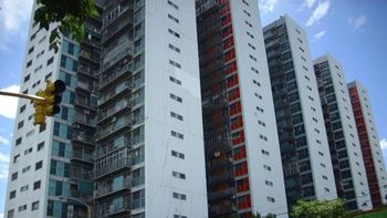 el sector inmobiliario, en transicion para operar mas en pesos el sector inmobiliario, en transicion para operar mas en pesos