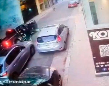 Video: el violento robo a un futbolista de Defensa y Justicia en Constitución