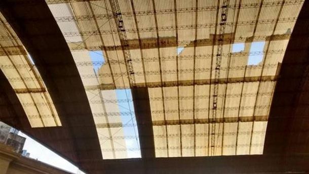 Una escuela porteña emblemática, en la ruina y con el patio clausurado