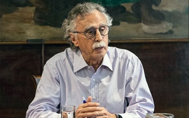 Ministro Mario Lugones.