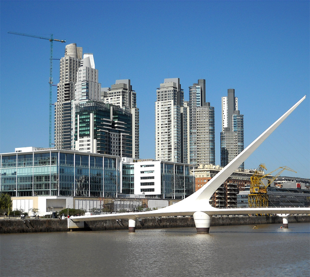 Los inmuebles en Puerto Madero ya se venden en pesos