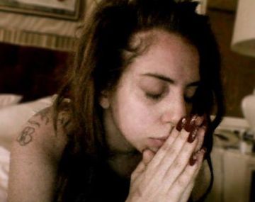 Lady Gaga elevó plegarias por las víctimas del incendio