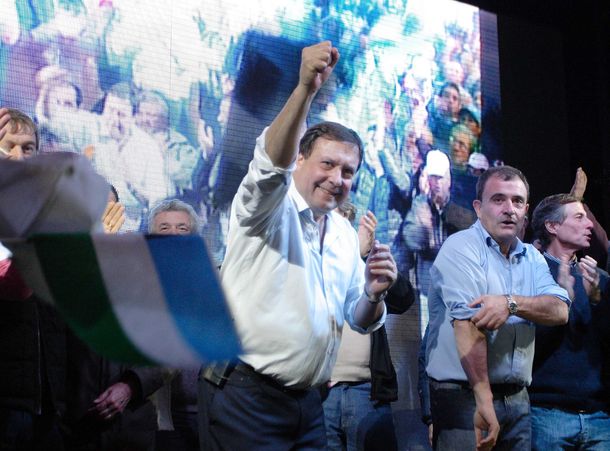 El gobernador electo de Río Negro evitó nacionalizar su triunfo