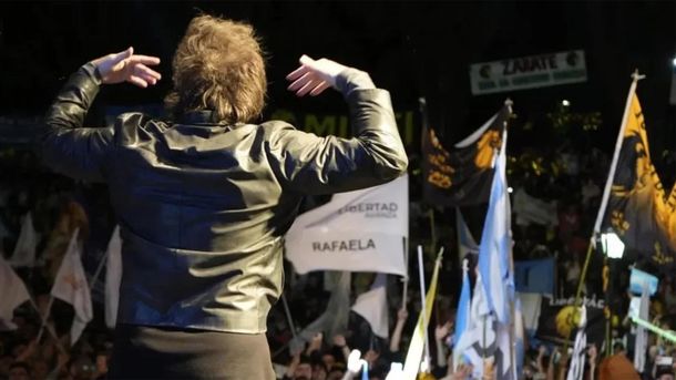 Javier Milei en Parque Lezama. Javier Milei en Parque Lezama.