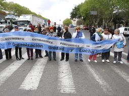 levantaron el corte en retiro tras cinco horas de protesta levantaron el corte en retiro tras cinco horas de protesta